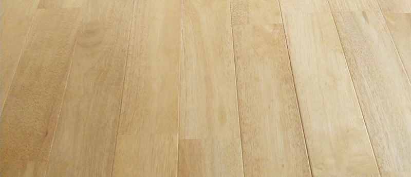 ラバーウッド　無垢フローリング